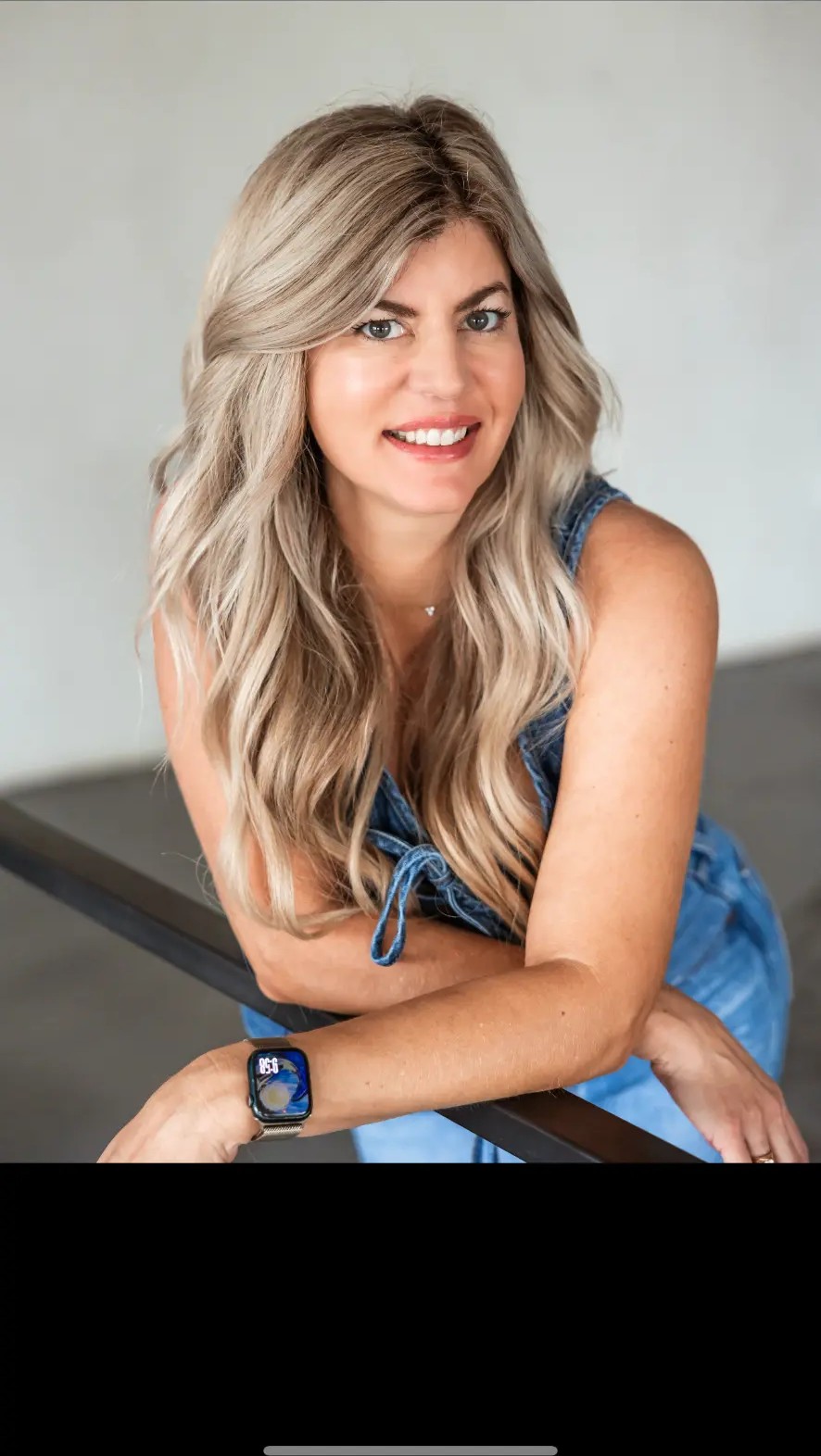 Lindsey, stylist at Blur. Salon + Extension Bar in Oklahoma City